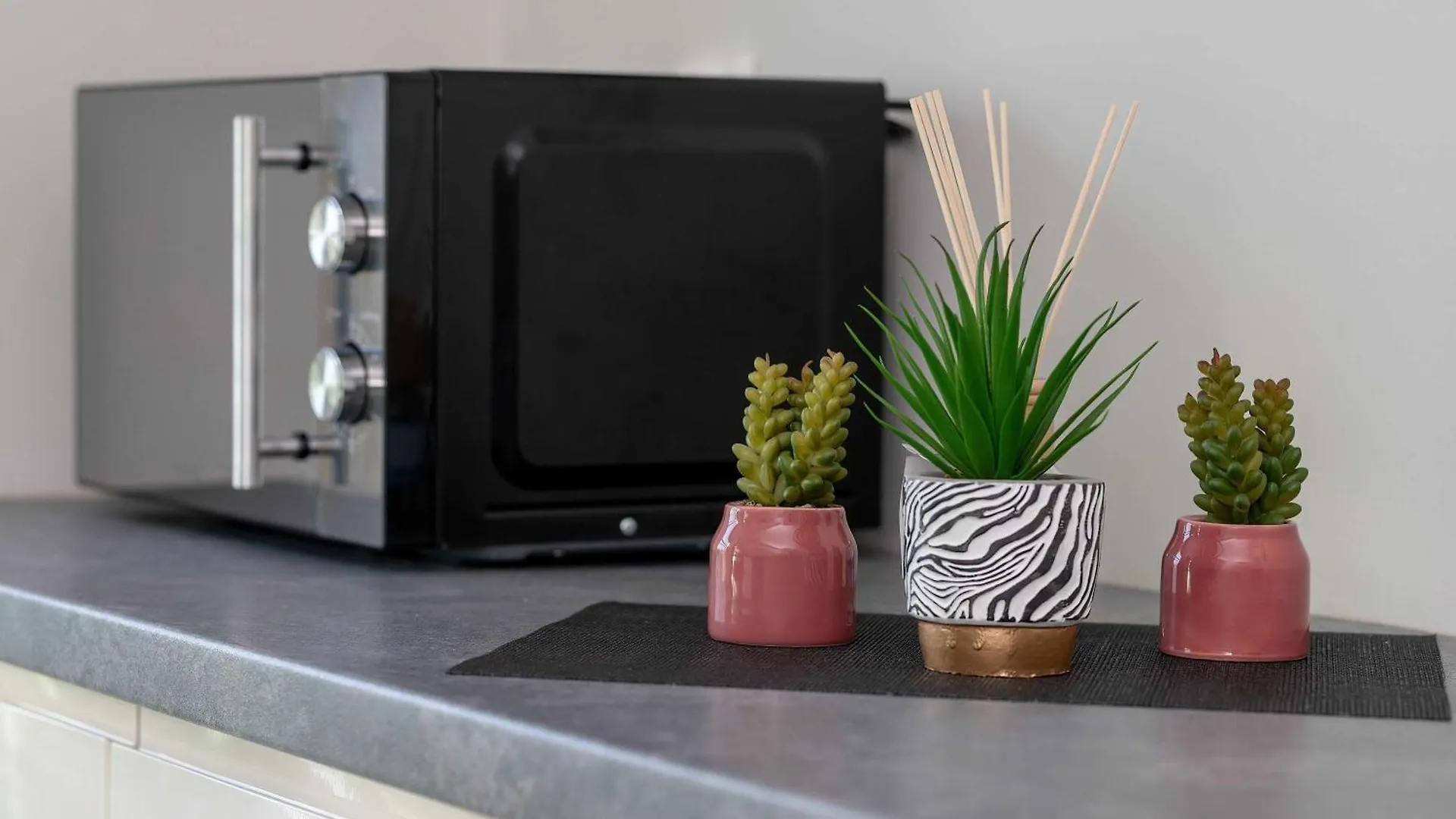 Stylowy Apartament Z Parkingiem I Biurkiem W Gdansku By Noclegi Renters