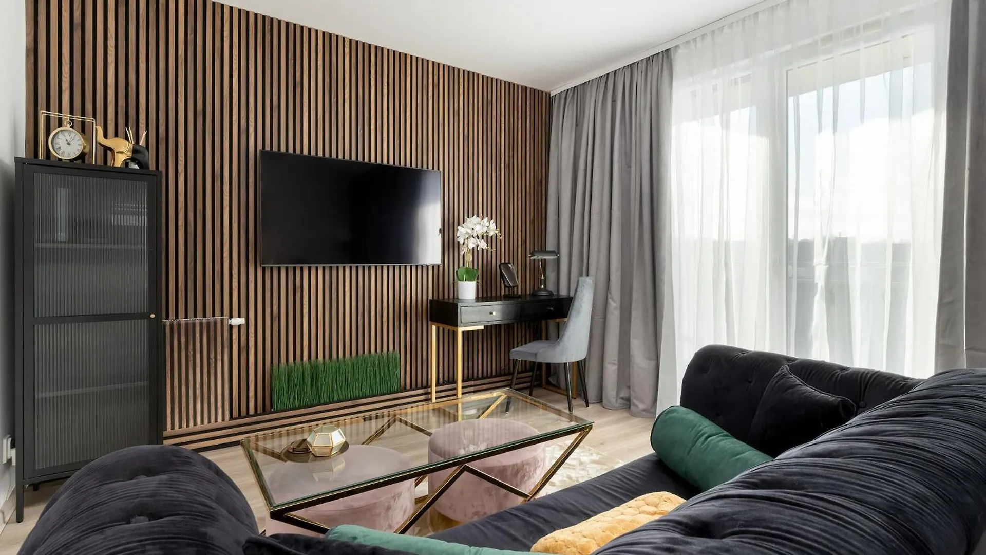Stylowy Apartament Z Parkingiem I Biurkiem W Gdansku By Noclegi Renters Apartment Gdansk